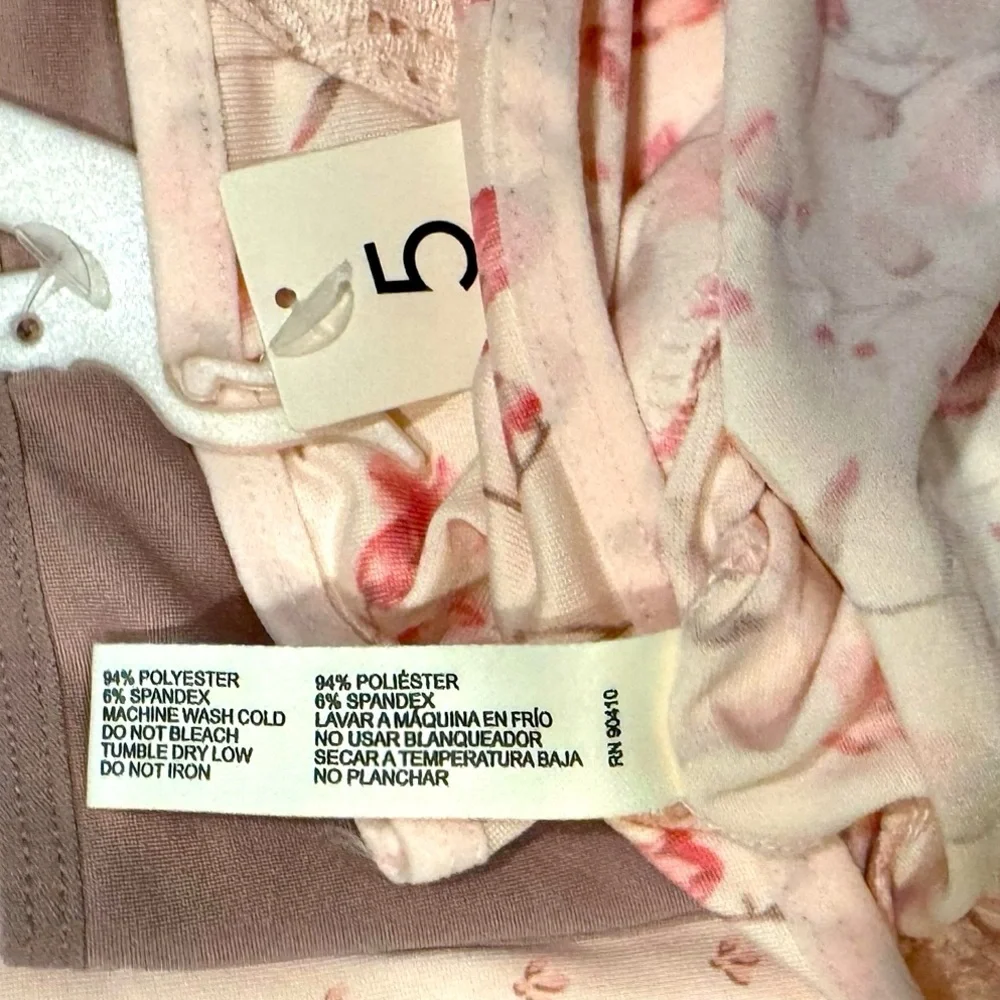 LAURA ASHLEY 5 Pack Floral Stripes Soft Comfy Stretch Briefs Panties NWT 1X - Picture 14 of 14